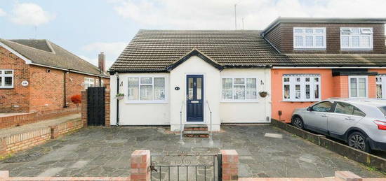 2 bedroom semi-detached bungalow for sale