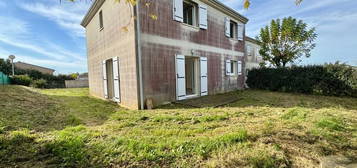 LA RÉOLE, maison 4 chambres, garage et jardin