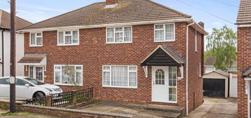 3 bed semi-detached house for sale