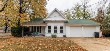 222 North Wishon St, St James, MO 65559