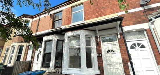 3 bed terraced house to rent