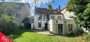 Maison 9 pièces 230 m²