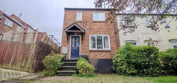 2 bed end terrace house for sale