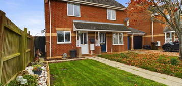 2 bedroom semi-detached house for sale