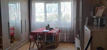 Apartament 2 camere în zona FABRICII