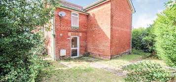 4 bed detached house to rent