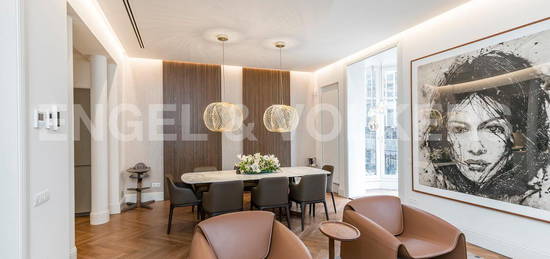 Apartamento de alquiler en Pau Claris, Dreta de l'Eixample