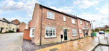 4 bedroom semi-detached house