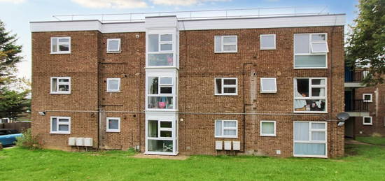 1 bedroom ground floor flat for sale