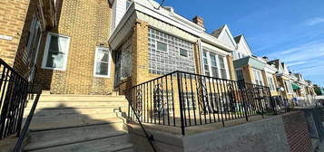 2921 Hale St, Philadelphia, PA 19149