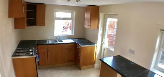 3 bedroom terraced house to rent