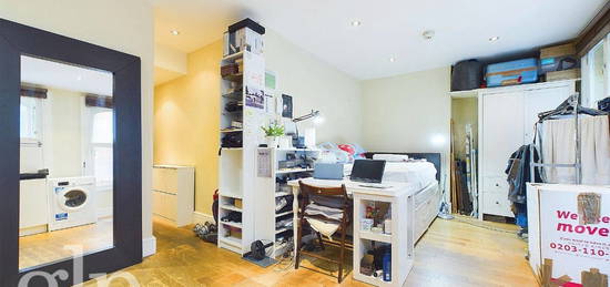 Studio to rent in Villiers Street, London WC2N