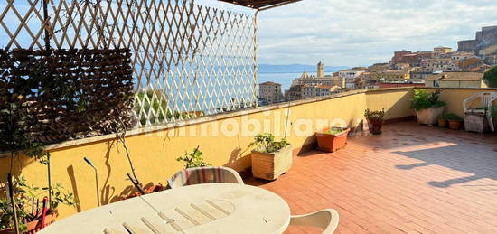 Quadrilocale via Martiri d'Ungheria, Porto Santo Stefano, Monte Argentario