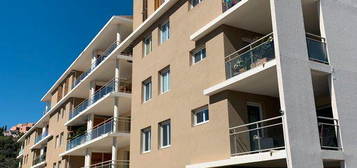 A SAISIR - APPARTEMENT 3 PIECES 73m2 AVEC 1 GARAGE ET 1 PLACE DE PARKING PRIVATIVE - 1077/MOIS CC