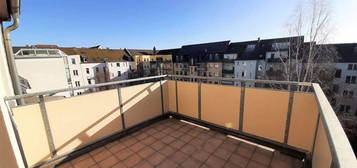 *** Günstige 3-Zimmer mit Laminat und Balkon in ruhiger Lage !!!***