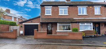 2 Bloomfield Park West, Belfast, BT5 5JX