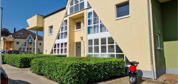 Helles 1-Zimmer-Apartment mit EBK + Stellplatz in Langerwehe