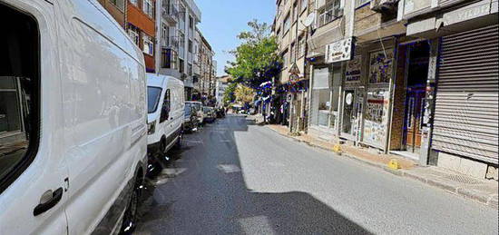 Acil Satlk Silivrikap Caddesi 1 kat Arka cephe