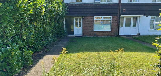 Detached house to rent in Campkin Road, Cambridge CB4