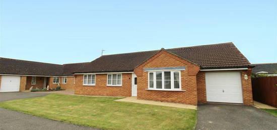 4 bedroom detached bungalow for sale