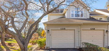 1216 Tennyson Ln, Naperville, IL 60540