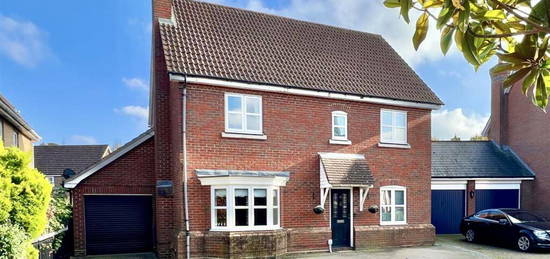 4 bedroom detached house for sale