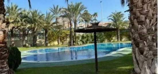 Piso en venta en Arenales del Sol