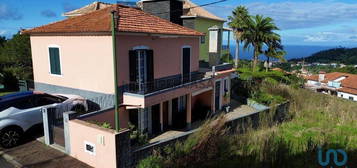 Casa / Villa T2 em Santana de 111,00 m²