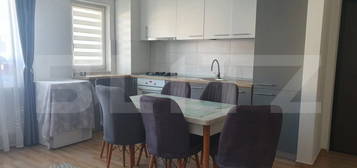 Apartament mobilat si utilat, gradina de 30 mp, 2 parcari, zona Teilor