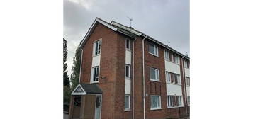 3 bedroom flat to rent