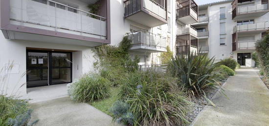 Toulouse Montaudran Appartement Type 3 dernier étage avec terrasse et parking