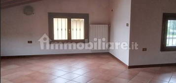 Villa a schiera 4 locali, ottimo stato, Centro, Calvisano