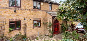 3 bedroom mews house for sale