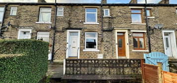 2 bedroom detached house