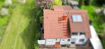 Familienfreundliches Zuhause mit idyllischem Garten