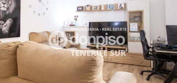 Casa adosada en venta en San Isidro