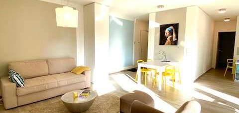 Expats welcome - Exclusive Furnished City Apartment with Skyline View | West-Bahnhof