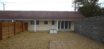 2 bed bungalow to rent