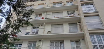 3 pièces 68m² balcon et parking