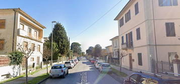 Quadrilocale viale Armando Diaz, Arancio, Lucca