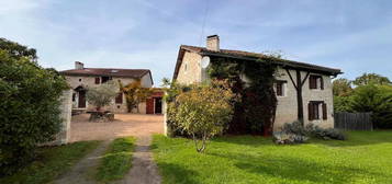 Charmante propriété en pierre avec maison d'amis et piscine!