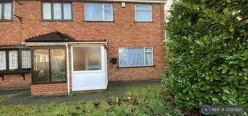 3 bedroom semi-detached house