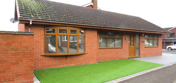 2 bed bungalow to rent