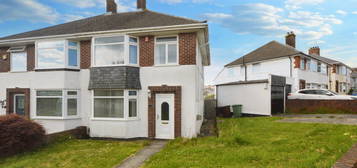 3 bed semi-detached house to rent