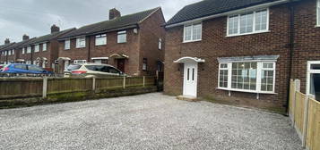 3 bedroom semi-detached house to rent