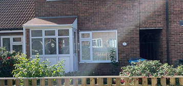 Property to rent in Bothwell Grove, Greatfield, Hull HU9