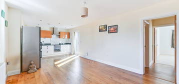 Bungalow for sale in Broadmead Avenue, Worcester Park KT4