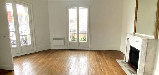 Appartement  à louer, 3 pièces, 2 chambres, 67 m²