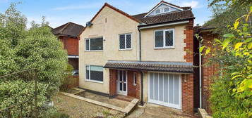 4 bedroom detached house