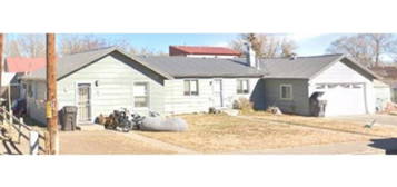 1905 Sunset Dr, Alamosa, CO 81101